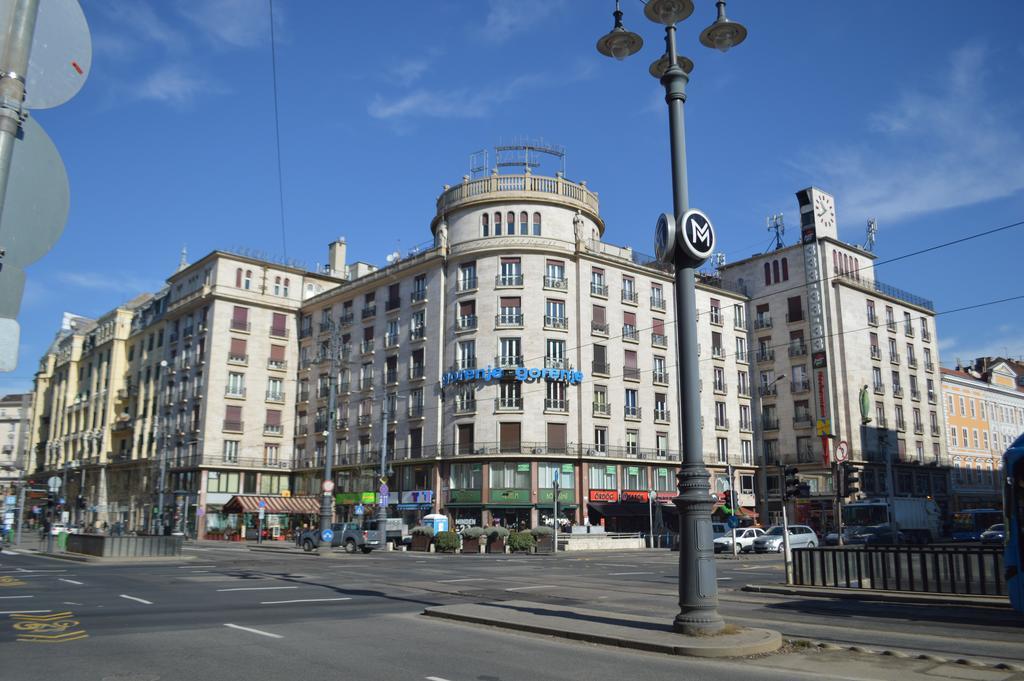 Pulse Jackquaters Appartement Boedapest Buitenkant foto