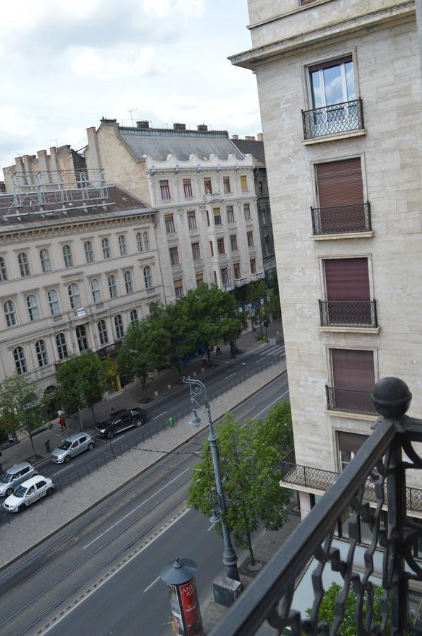 Pulse Jackquaters Appartement Boedapest Buitenkant foto